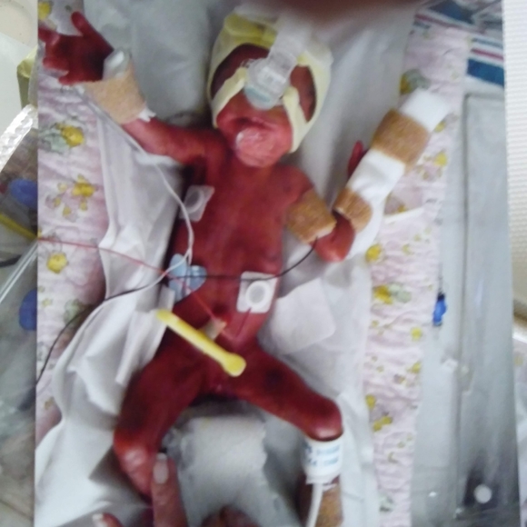 🌟HP🌟 MOM - Maker Of Miracles Shirt - Picture 5 of 8